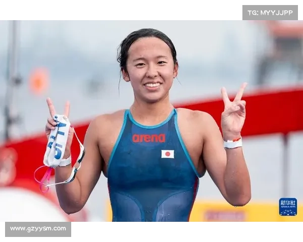 女子冲刺赛中努鲁伊莎凭借强大爆发力成功逆袭夺冠的精彩过程